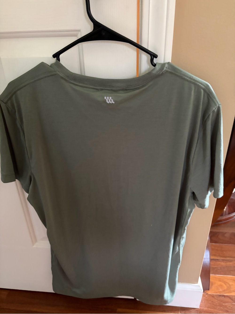 Wellen by Huckberry Men’s Sol Performance Tee - Sage Green - Medium - Picture 3 of 4